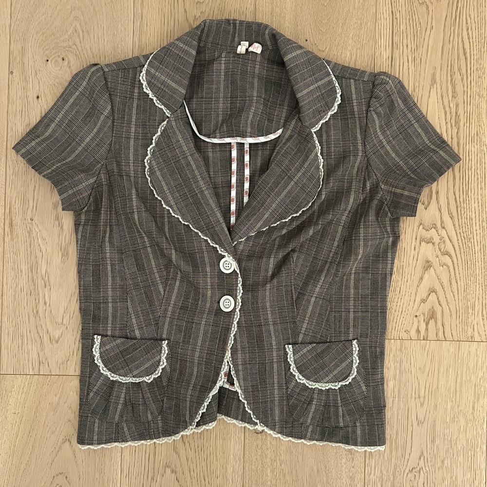 Vintage Collared Short-Sleeved Top